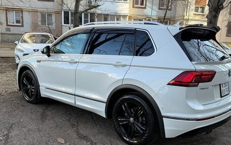 Volkswagen Tiguan II, 2017 год, 2 650 000 рублей, 3 фотография