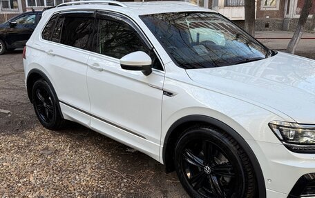 Volkswagen Tiguan II, 2017 год, 2 650 000 рублей, 4 фотография