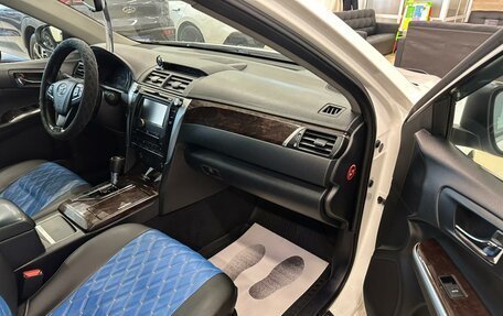 Toyota Camry, 2015 год, 1 999 000 рублей, 12 фотография