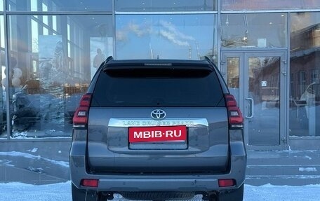 Toyota Land Cruiser Prado 150 рестайлинг 2, 2018 год, 5 988 000 рублей, 4 фотография