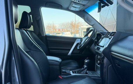 Toyota Land Cruiser Prado 150 рестайлинг 2, 2018 год, 5 988 000 рублей, 13 фотография