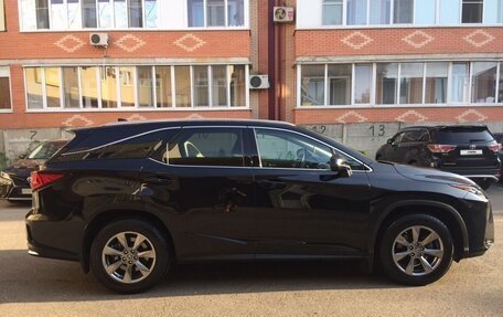 Lexus RX IV рестайлинг, 2018 год, 4 100 000 рублей, 7 фотография