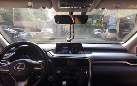 Lexus RX IV рестайлинг, 2018 год, 4 100 000 рублей, 9 фотография
