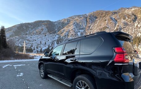 Toyota Land Cruiser Prado 150 рестайлинг 2, 2018 год, 5 647 000 рублей, 10 фотография