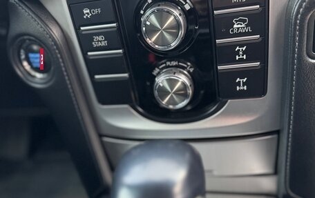 Toyota Land Cruiser Prado 150 рестайлинг 2, 2018 год, 5 647 000 рублей, 13 фотография