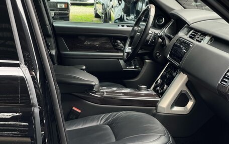 Land Rover Range Rover IV рестайлинг, 2019 год, 10 900 000 рублей, 7 фотография