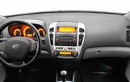 KIA cee'd I рестайлинг, 2009 год, 640 000 рублей, 5 фотография