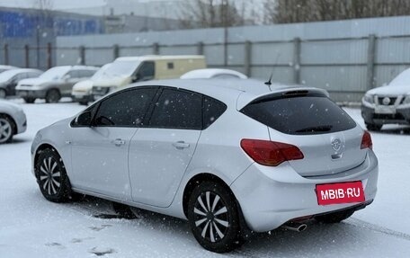 Opel Astra J, 2010 год, 480 000 рублей, 3 фотография