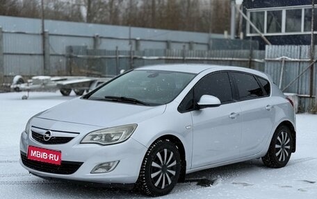 Opel Astra J, 2010 год, 480 000 рублей, 1 фотография