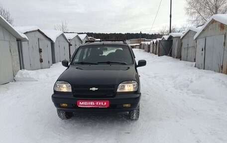 Chevrolet Niva I рестайлинг, 2005 год, 350 000 рублей, 1 фотография