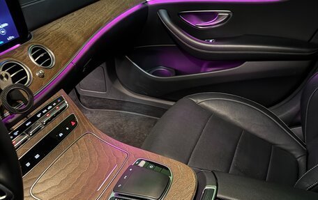 Mercedes-Benz E-Класс, 2021 год, 6 450 000 рублей, 6 фотография