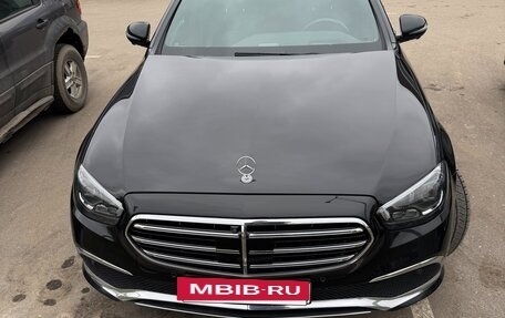 Mercedes-Benz E-Класс, 2021 год, 6 450 000 рублей, 2 фотография