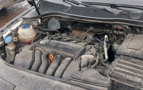 Volkswagen Passat B6, 2005 год, 570 000 рублей, 8 фотография