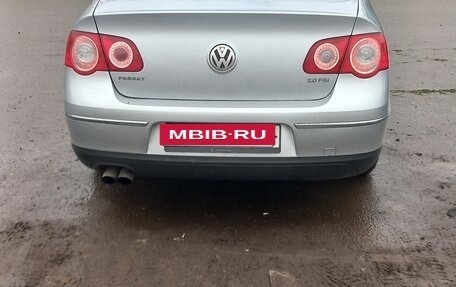 Volkswagen Passat B6, 2005 год, 570 000 рублей, 6 фотография