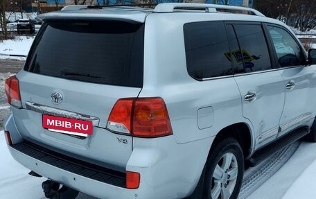 Toyota Land Cruiser 200, 2012 год, 2 900 000 рублей, 2 фотография