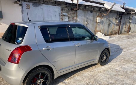 Suzuki Swift III, 2010 год, 600 000 рублей, 2 фотография