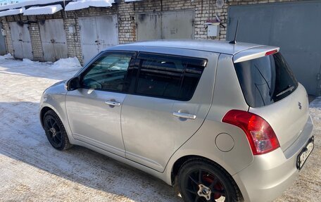 Suzuki Swift III, 2010 год, 600 000 рублей, 3 фотография