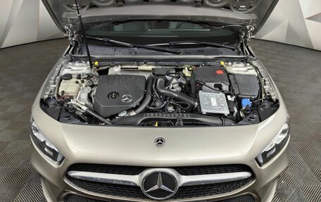 Mercedes-Benz A-Класс, 2019 год, 2 249 000 рублей, 11 фотография