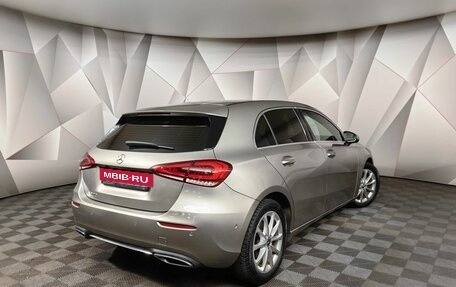 Mercedes-Benz A-Класс, 2019 год, 2 249 000 рублей, 2 фотография