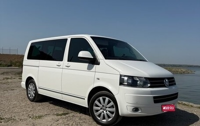 Volkswagen Multivan T5, 2010 год, 2 500 000 рублей, 1 фотография