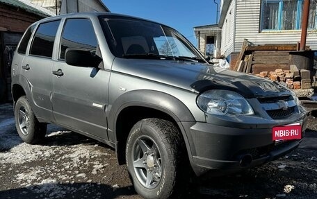 Chevrolet Niva I рестайлинг, 2011 год, 610 000 рублей, 1 фотография