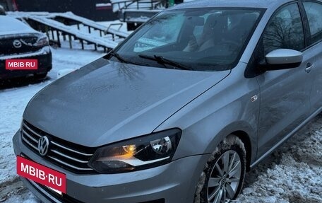 Volkswagen Polo VI (EU Market), 2017 год, 930 000 рублей, 2 фотография