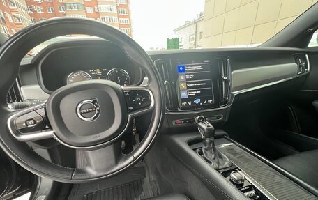 Volvo S90 II рестайлинг, 2019 год, 3 100 000 рублей, 17 фотография