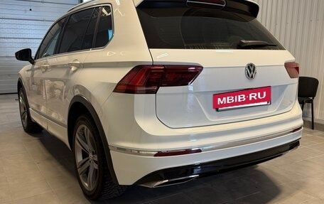 Volkswagen Tiguan II, 2020 год, 4 190 000 рублей, 3 фотография