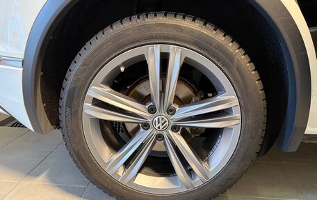 Volkswagen Tiguan II, 2020 год, 4 190 000 рублей, 20 фотография