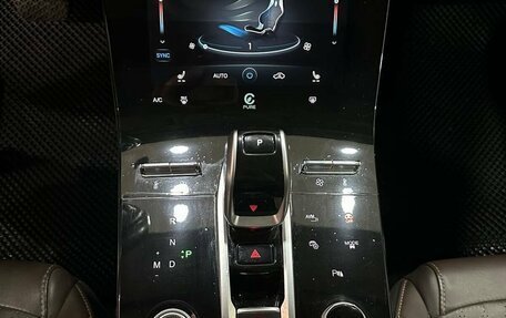 Chery Tiggo 8 Pro, 2022 год, 2 059 900 рублей, 13 фотография