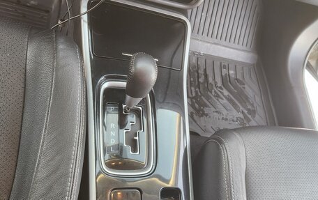 Mitsubishi Outlander III рестайлинг 3, 2017 год, 2 250 000 рублей, 18 фотография