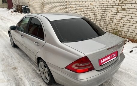 Mercedes-Benz C-Класс, 2003 год, 430 000 рублей, 6 фотография