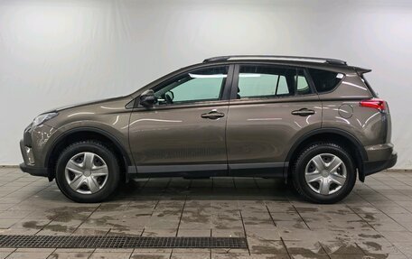 Toyota RAV4, 2017 год, 1 950 000 рублей, 3 фотография