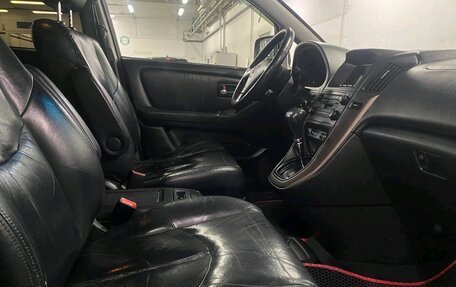 Lexus RX IV рестайлинг, 2001 год, 660 000 рублей, 14 фотография