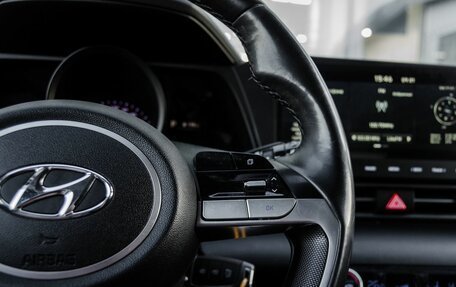 Hyundai Elantra, 2021 год, 1 900 000 рублей, 17 фотография