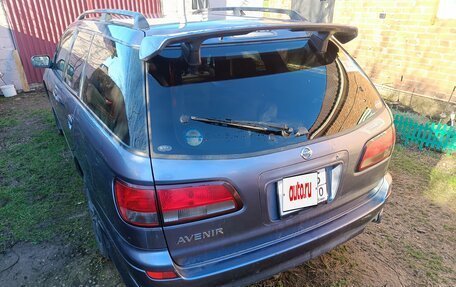 Nissan Avenir II, 2003 год, 210 000 рублей, 1 фотография