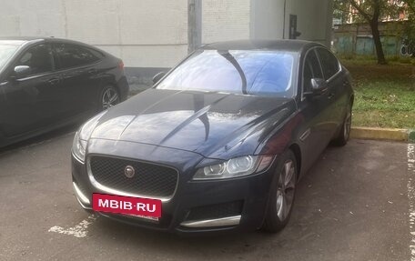 Jaguar XF II, 2016 год, 2 250 000 рублей, 3 фотография