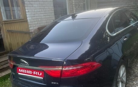 Jaguar XF II, 2016 год, 2 250 000 рублей, 6 фотография