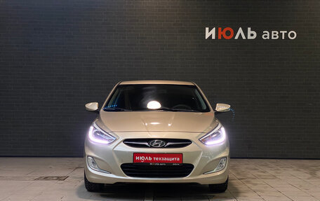 Hyundai Solaris II рестайлинг, 2014 год, 1 000 000 рублей, 2 фотография