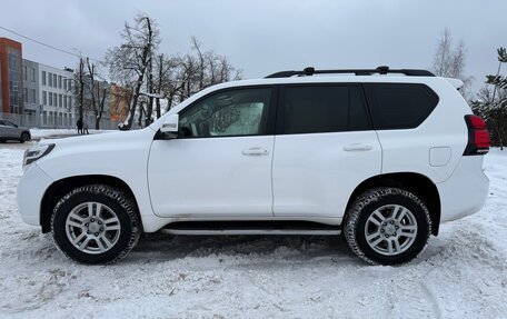 Toyota Land Cruiser Prado 150 рестайлинг 2, 2010 год, 3 000 000 рублей, 8 фотография