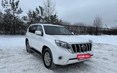 Toyota Land Cruiser Prado 150 рестайлинг 2, 2010 год, 3 000 000 рублей, 2 фотография