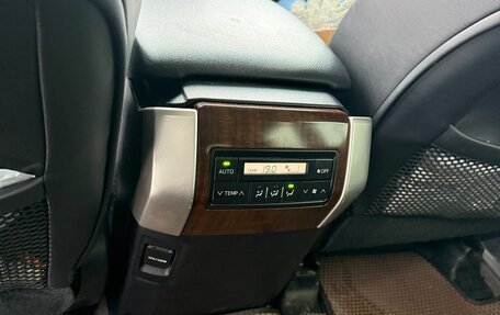 Toyota Land Cruiser Prado 150 рестайлинг 2, 2010 год, 3 000 000 рублей, 12 фотография