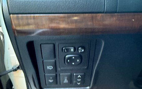 Toyota Land Cruiser Prado 150 рестайлинг 2, 2010 год, 3 000 000 рублей, 27 фотография