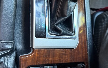 Toyota Land Cruiser Prado 150 рестайлинг 2, 2010 год, 3 000 000 рублей, 25 фотография