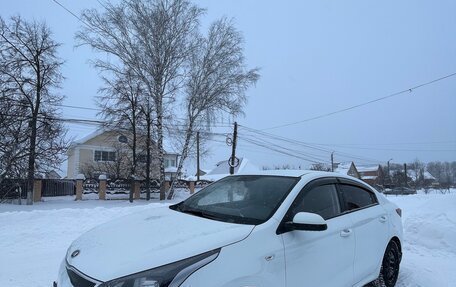 KIA Rio IV, 2018 год, 1 250 000 рублей, 2 фотография