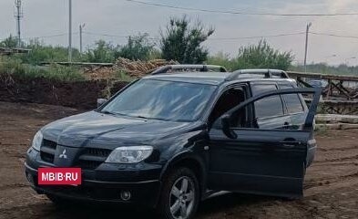 Mitsubishi Outlander III рестайлинг 3, 2006 год, 670 000 рублей, 2 фотография