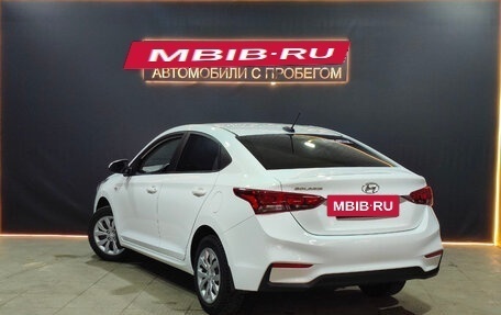 Hyundai Solaris II рестайлинг, 2017 год, 1 150 000 рублей, 2 фотография