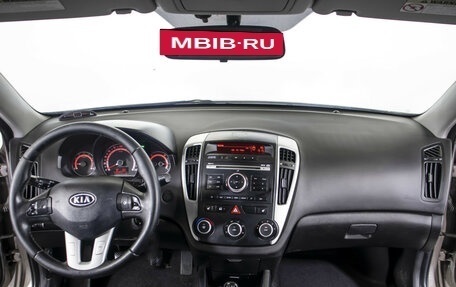 KIA cee'd I рестайлинг, 2010 год, 525 000 рублей, 12 фотография