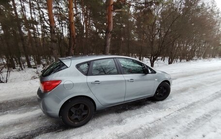 Opel Astra J, 2010 год, 590 000 рублей, 5 фотография
