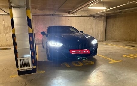 BMW 8 серия, 2019 год, 8 400 000 рублей, 2 фотография